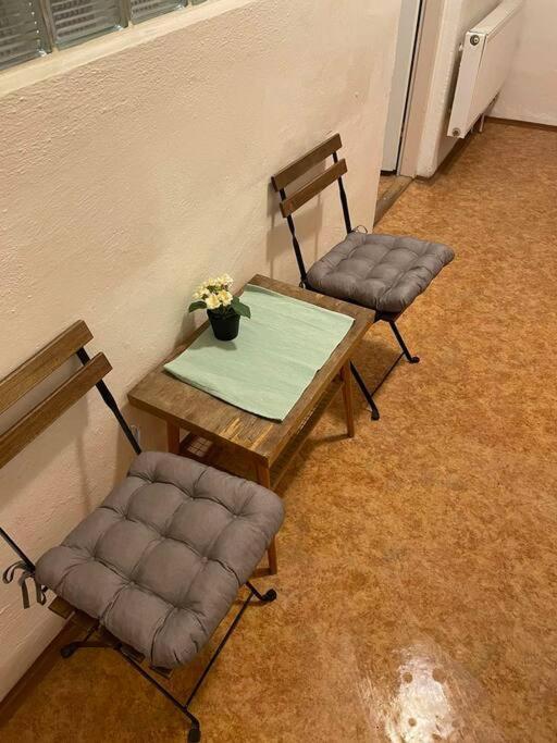 Near Main Railway And Bus Station Apartment Brno Bagian luar foto